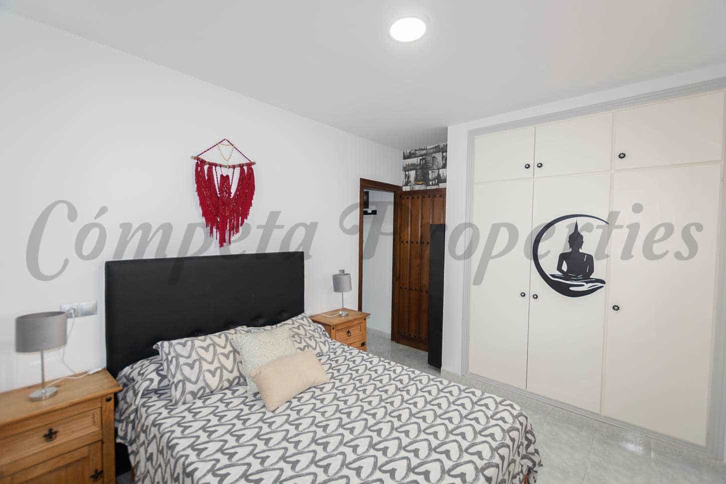 3 chambre Maison de Ville à vendre à Nerja avec piscine - 340 000 € (Ref: 8494390)