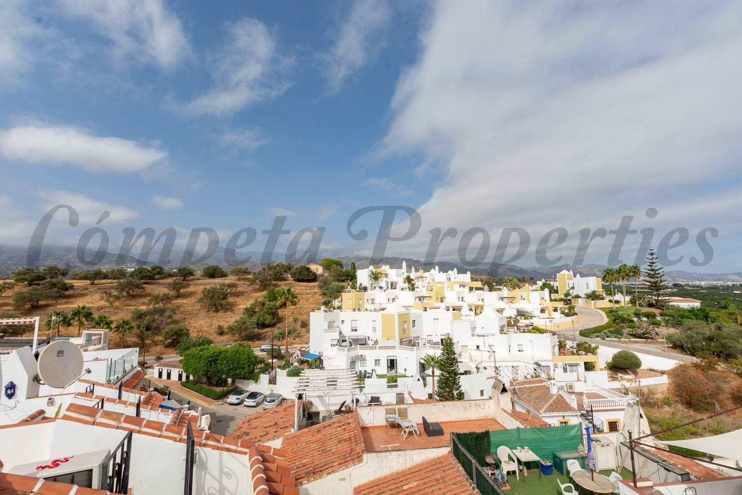 3 chambre Maison de Ville à vendre à Nerja avec piscine - 340 000 € (Ref: 8494390)