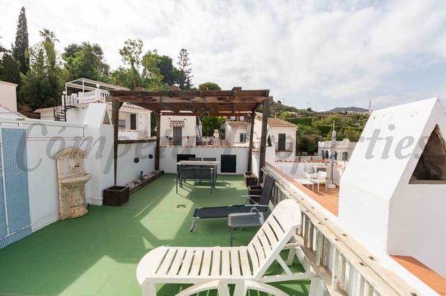 3 slaapkamer Huis te koop in Nerja met zwembad - € 340.000 (Ref: 8494390)