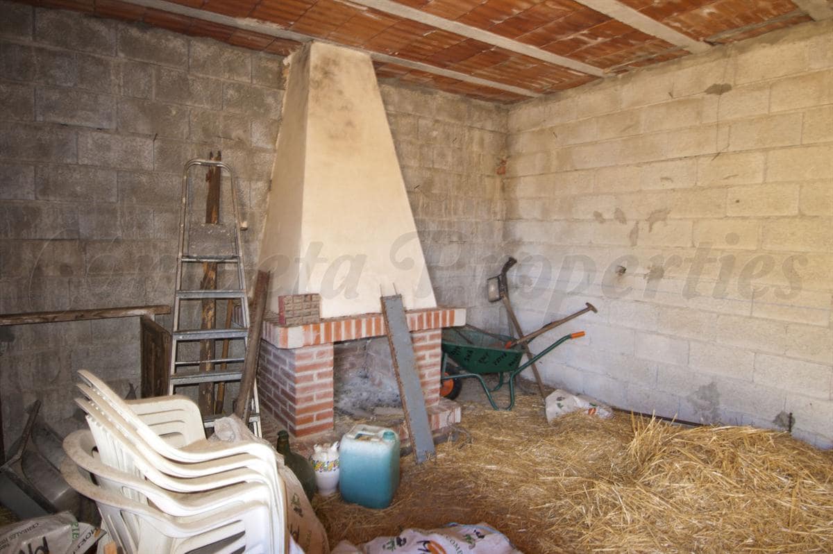 Grunde uden byggetilladelser til salg i Sedella - € 195.000 (Ref: 8494443)