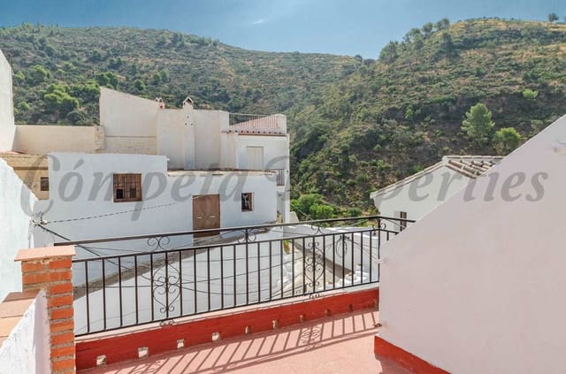 2 slaapkamer Huis te koop in Salares - € 89.000 (Ref: 8497533)