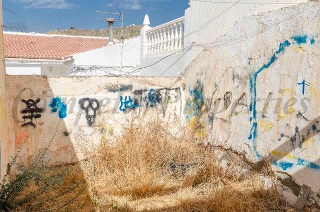 Byhus til salg i Salares - € 41.000 (Ref: 8498035)