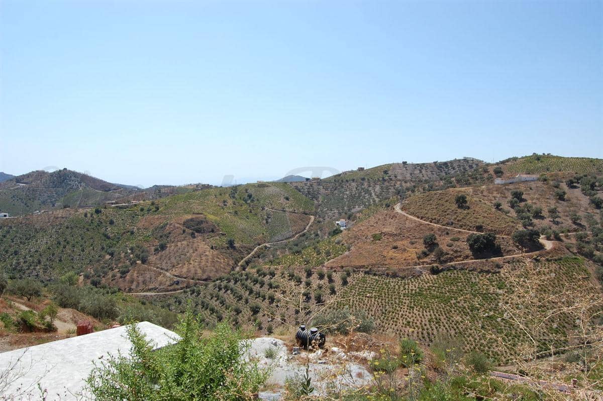 Ubebygd land til salgs i Archez - € 99 000 (Ref: 8500796)