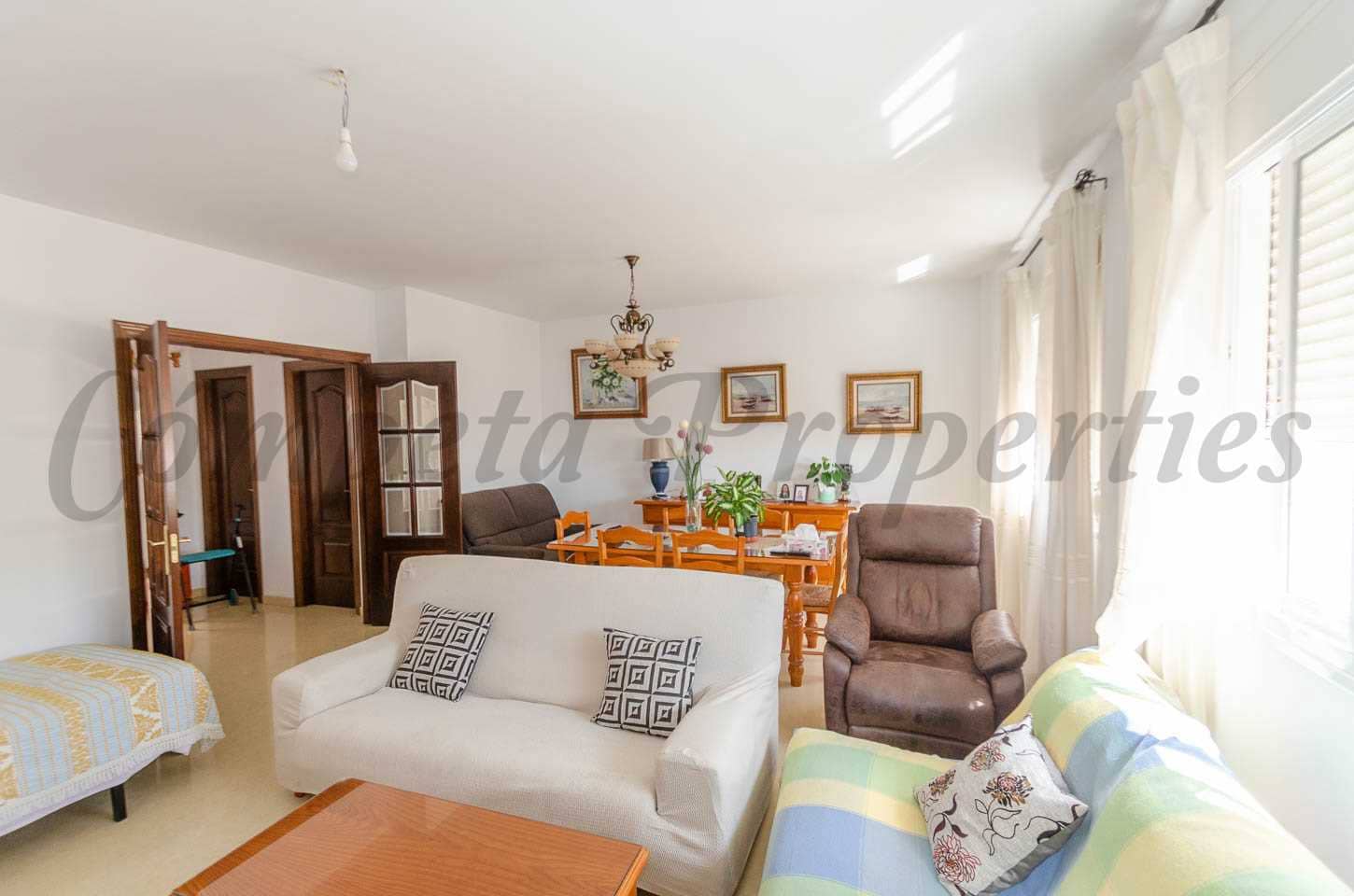 3 bedroom Townhouse for sale in Competa with garage - € 210,000 (Ref: 8509197)