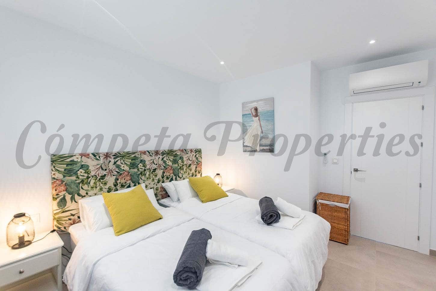 2 camera da letto Appartamento da affittare in Competa con piscina garage - 900 € (Rif: 8515031)