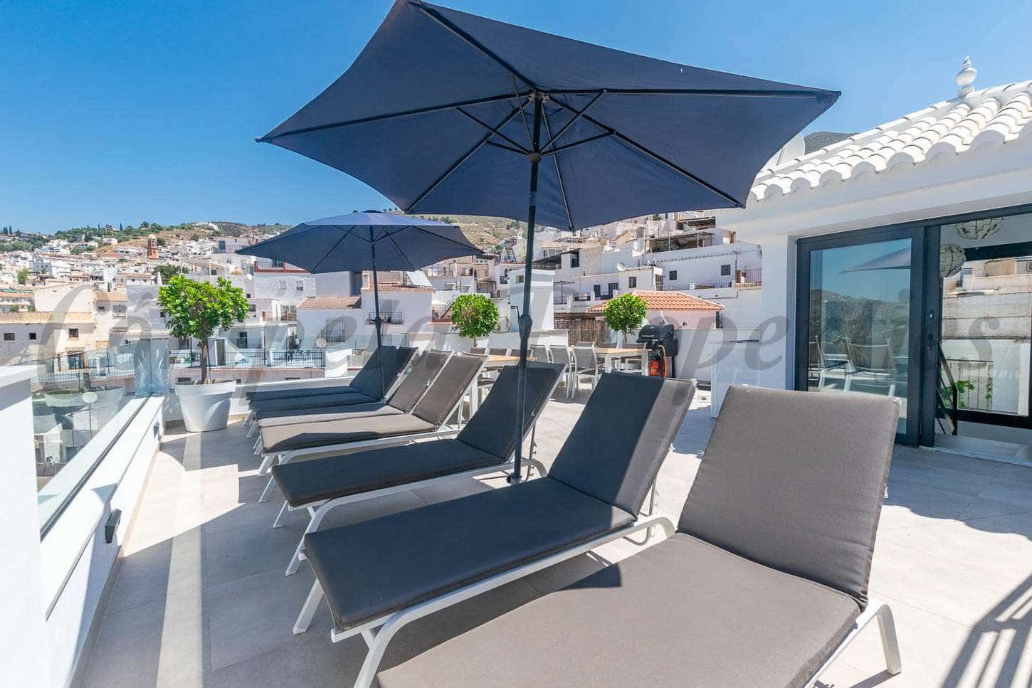 2 camera da letto Appartamento da affittare in Competa con piscina garage - 900 € (Rif: 8515031)