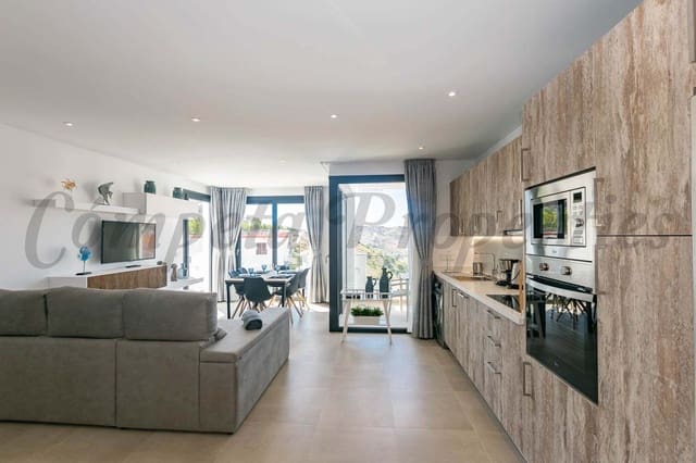 2 bedroom Apartment for rent in Cómpeta with pool garage - € 900 (Ref: 8515031)