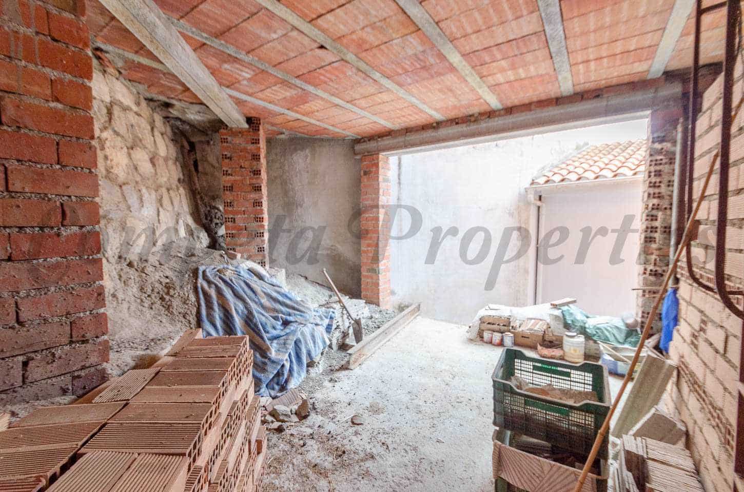 3 bedroom Townhouse for sale in Archez - € 129,900 (Ref: 8519723)