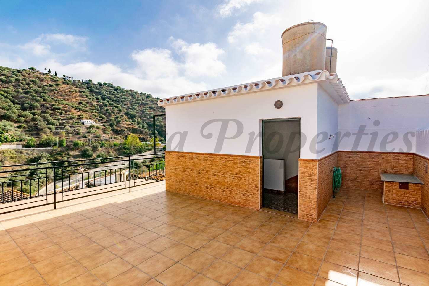 5 soverom Hus til salgs i Sayalonga - € 235 000 (Ref: 8520697)