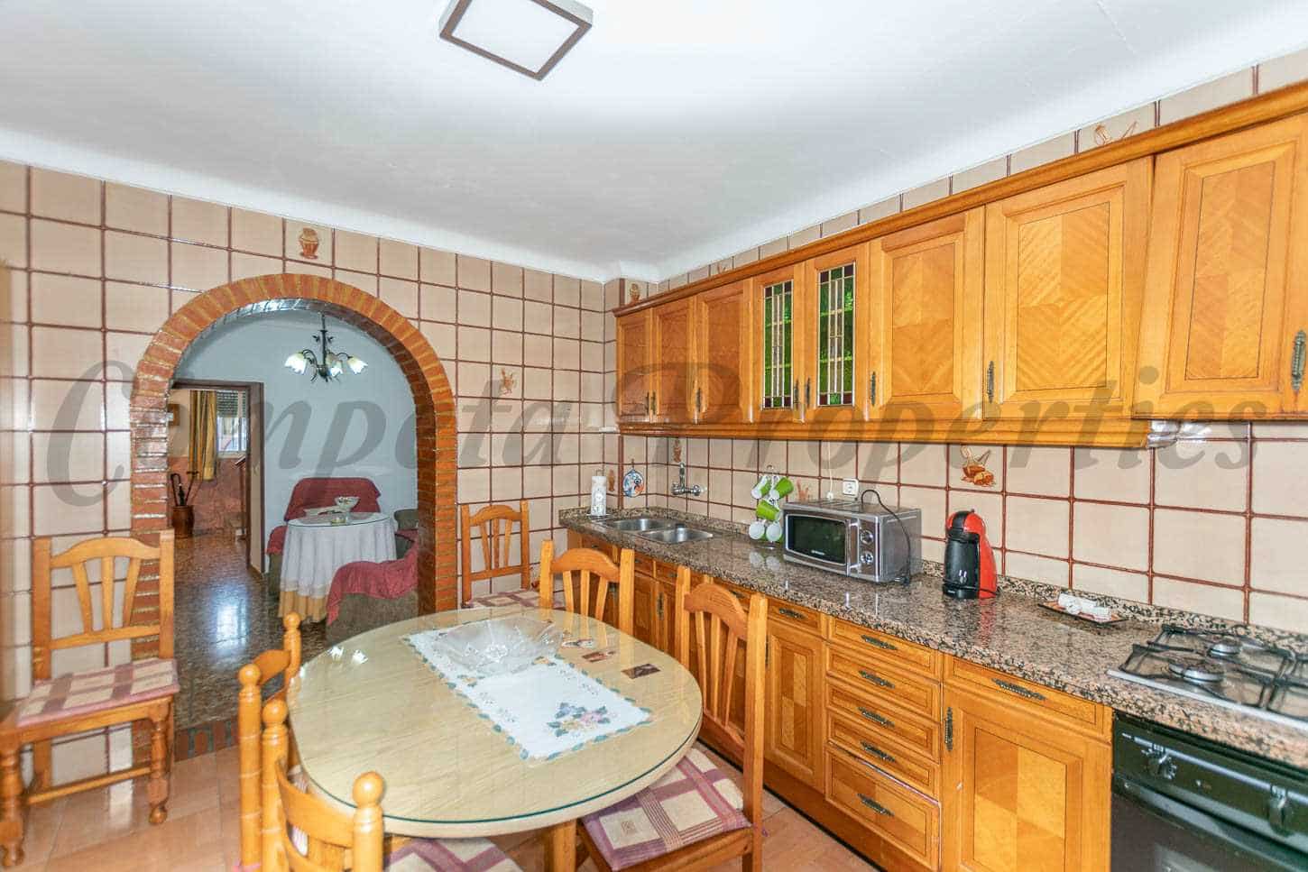 5 soverom Hus til salgs i Sayalonga - € 235 000 (Ref: 8520697)