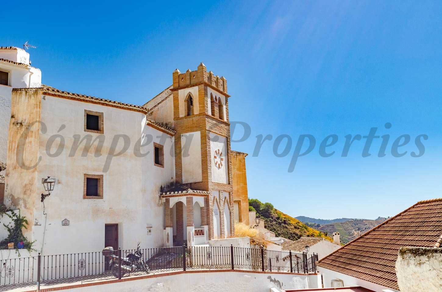 3 slaapkamer Huis te koop in Salares - € 152.000 (Ref: 8524794)