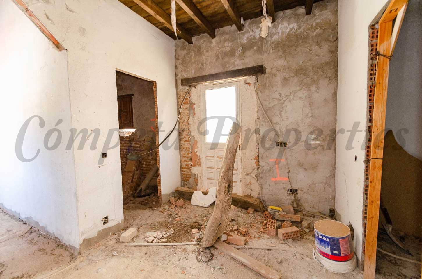 3 slaapkamer Huis te koop in Salares - € 152.000 (Ref: 8524794)