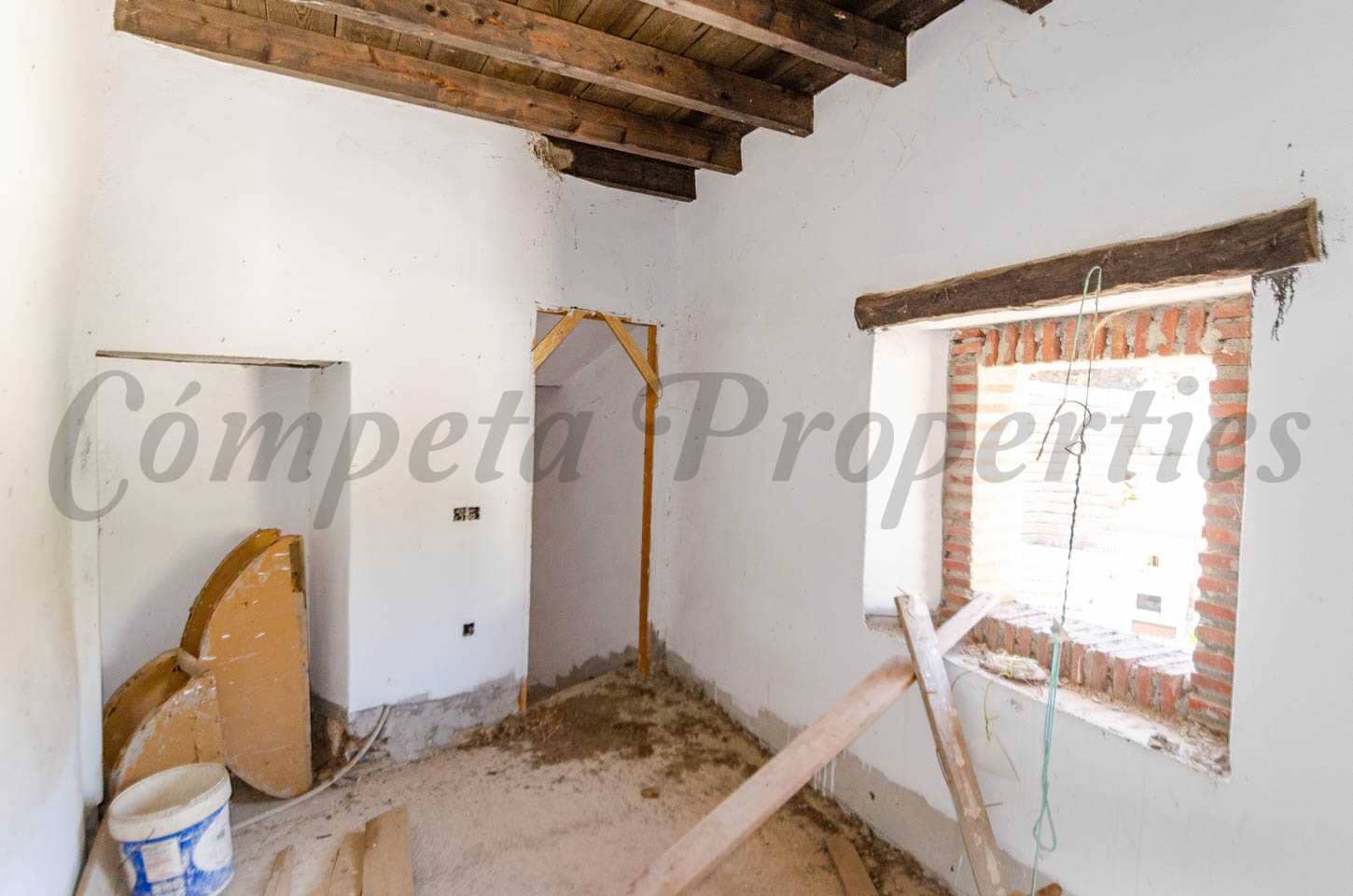 3 slaapkamer Huis te koop in Salares - € 152.000 (Ref: 8524794)
