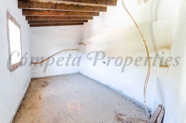 3 sovrum Hus till salu i Salares - 152 000 € (Ref: 8524794)