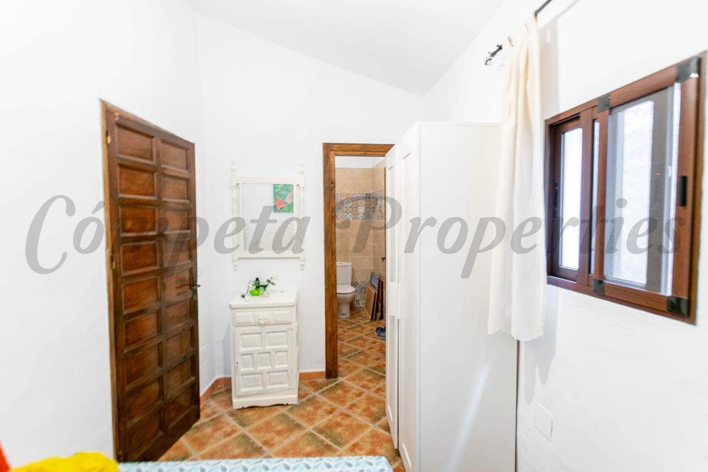 3 sypialnia Finka/Dom wiejski na sprzedaż w Competa - 190 000 € (Ref: 8539164)