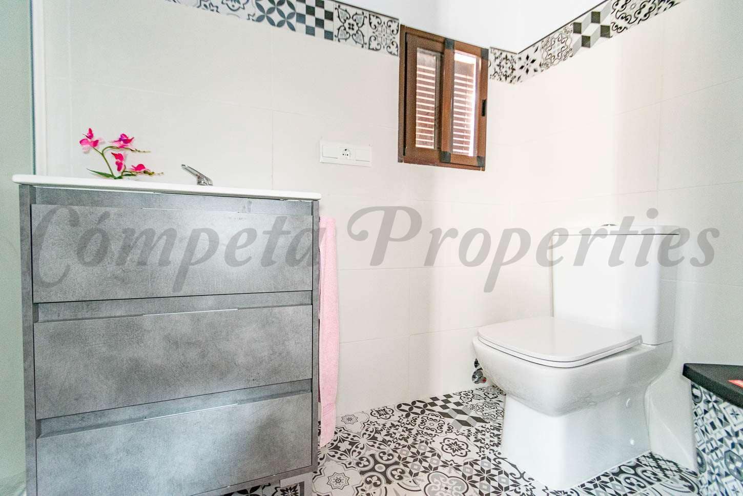 3 sypialnia Finka/Dom wiejski na sprzedaż w Competa - 190 000 € (Ref: 8539164)