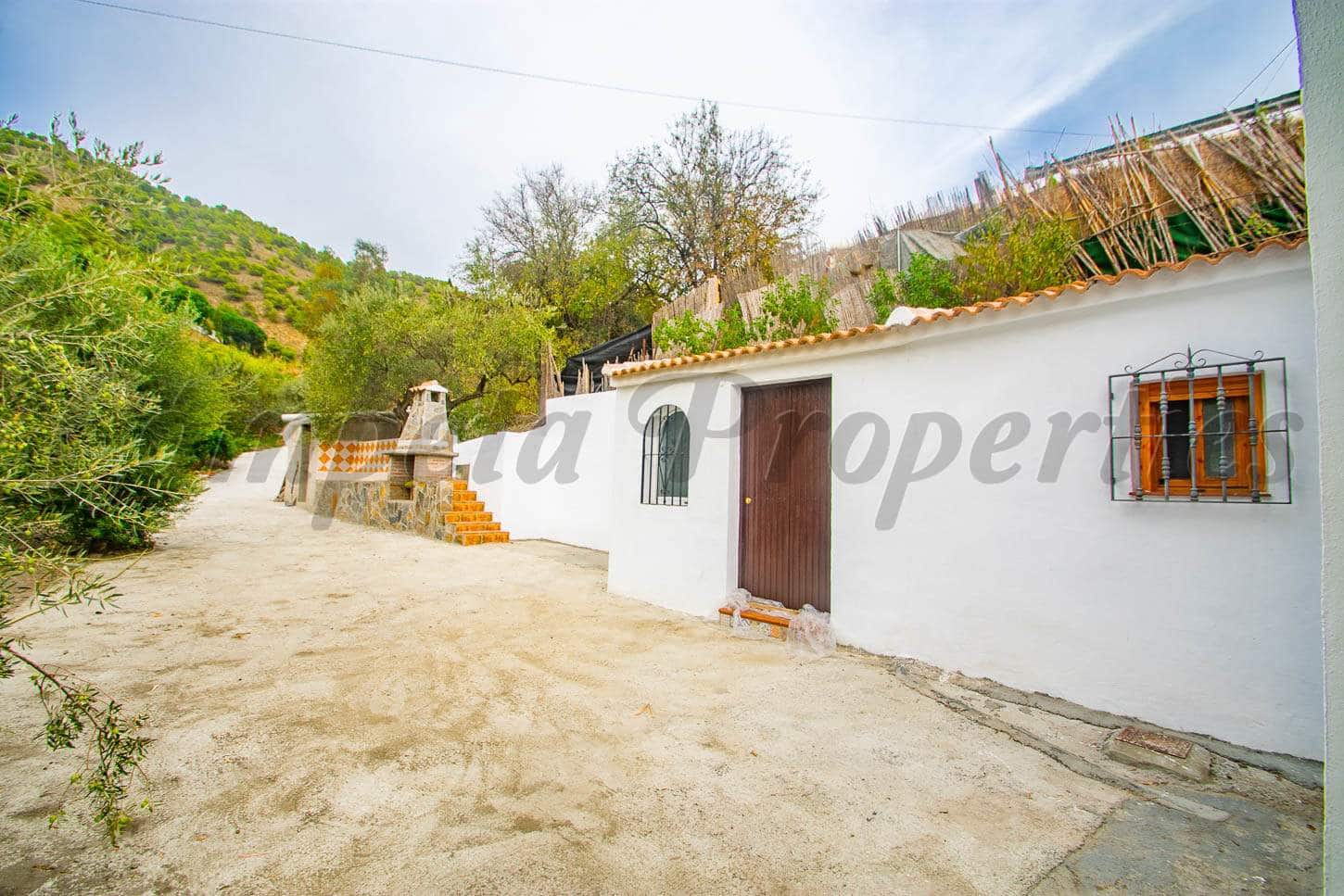 3 sypialnia Finka/Dom wiejski na sprzedaż w Competa - 190 000 € (Ref: 8539164)