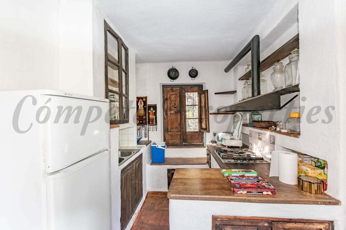 7 makuuhuone Maalaistalo myytävänä paikassa Torrox mukana uima-altaan - 880 000 € (Ref: 8539279)