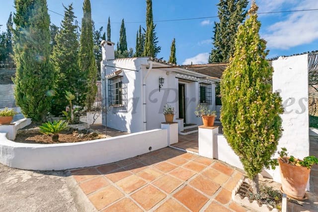 7 makuuhuone Maalaistalo myytävänä paikassa Torrox mukana uima-altaan - 880 000 € (Ref: 8539279)