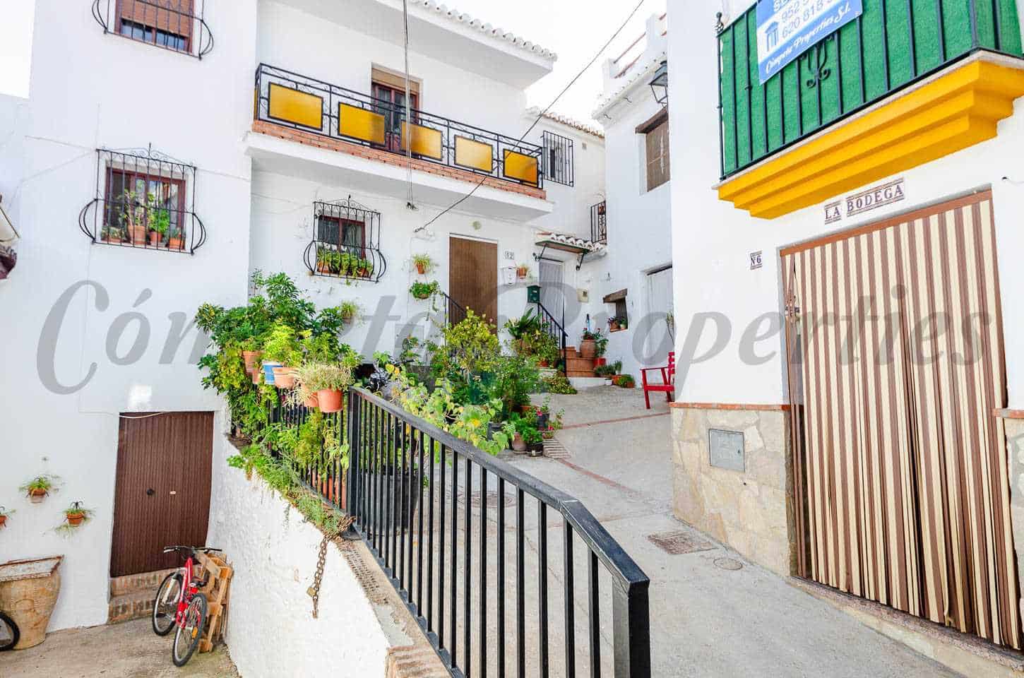 3 soveværelse Byhus til salg i Sedella - € 78.000 (Ref: 8541064)