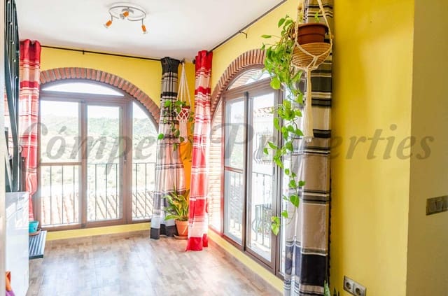 3 soverom Hus til salgs i Sedella - € 78 000 (Ref: 8541064)