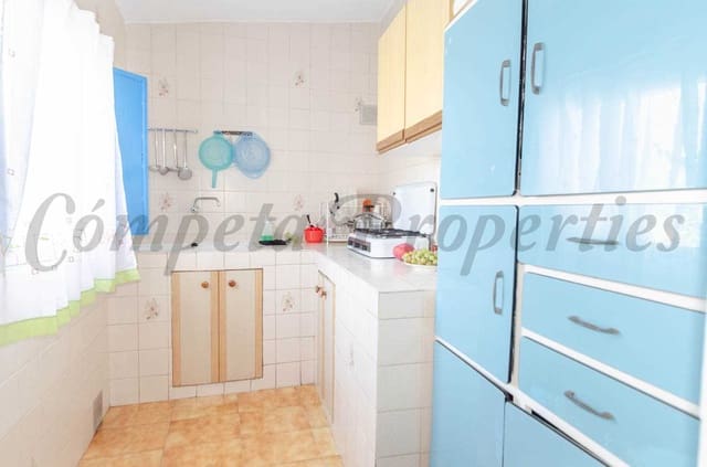 4 bedroom Townhouse for sale in Corumbela, Sayalonga - € 83,000 (Ref: 8541143)