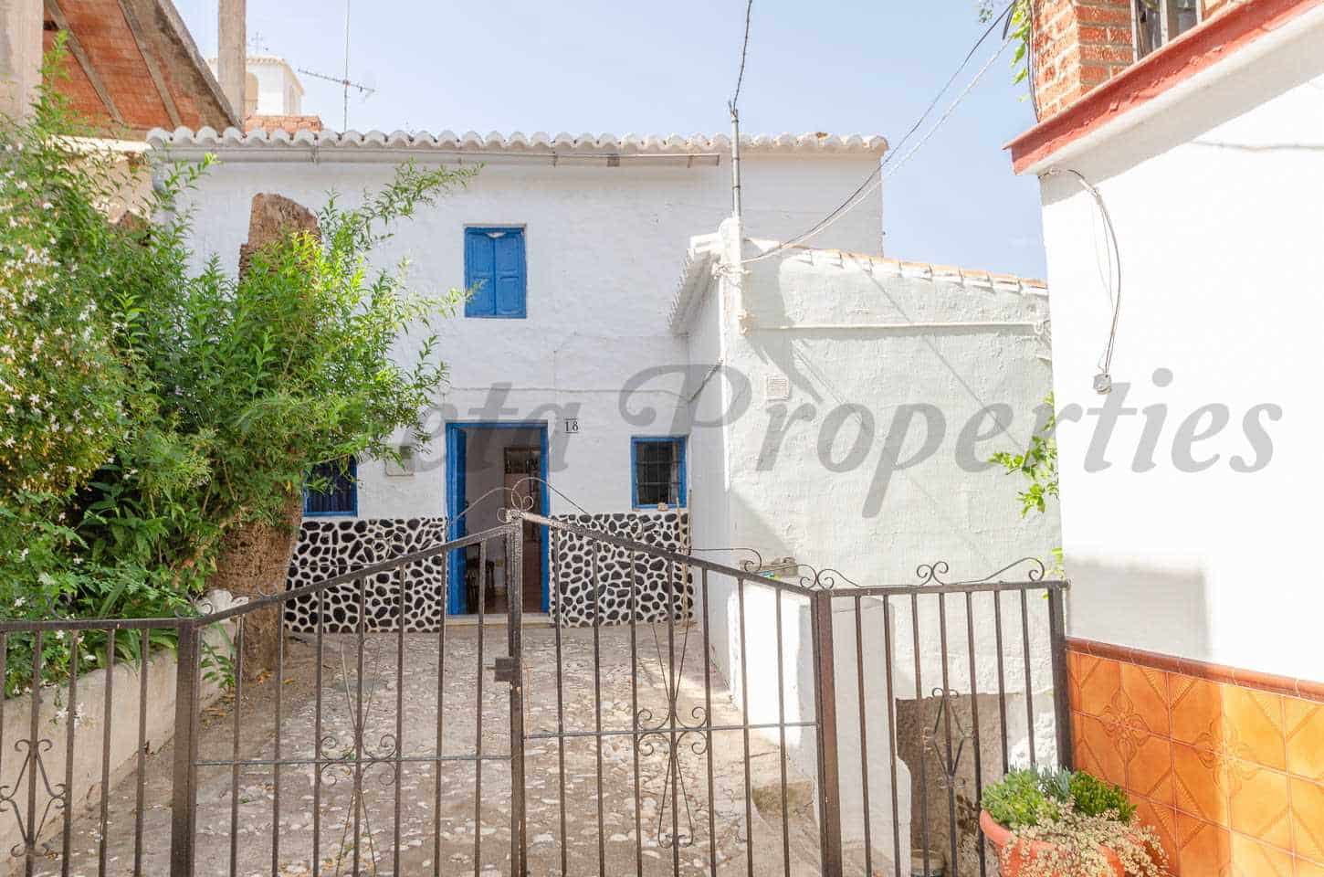 4 soveværelse Byhus til salg i Corumbela - € 83.000 (Ref: 8541143)