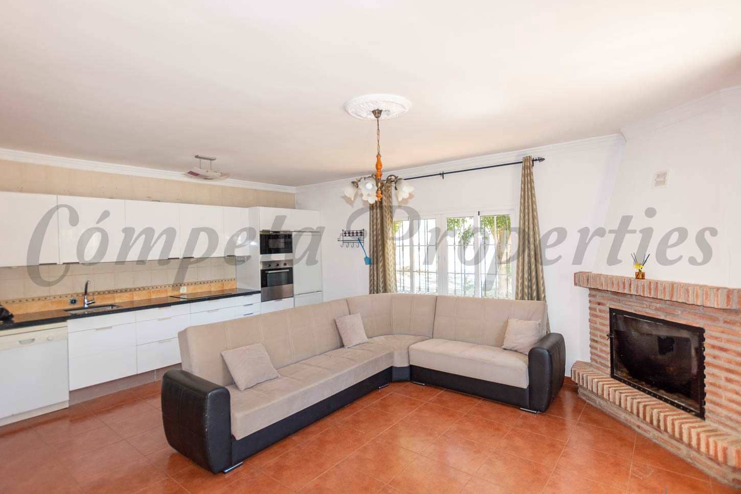 1 makuuhuone Maalaistalo myytävänä paikassa Nerja mukana uima-altaan - 850 000 € (Ref: 8543450)