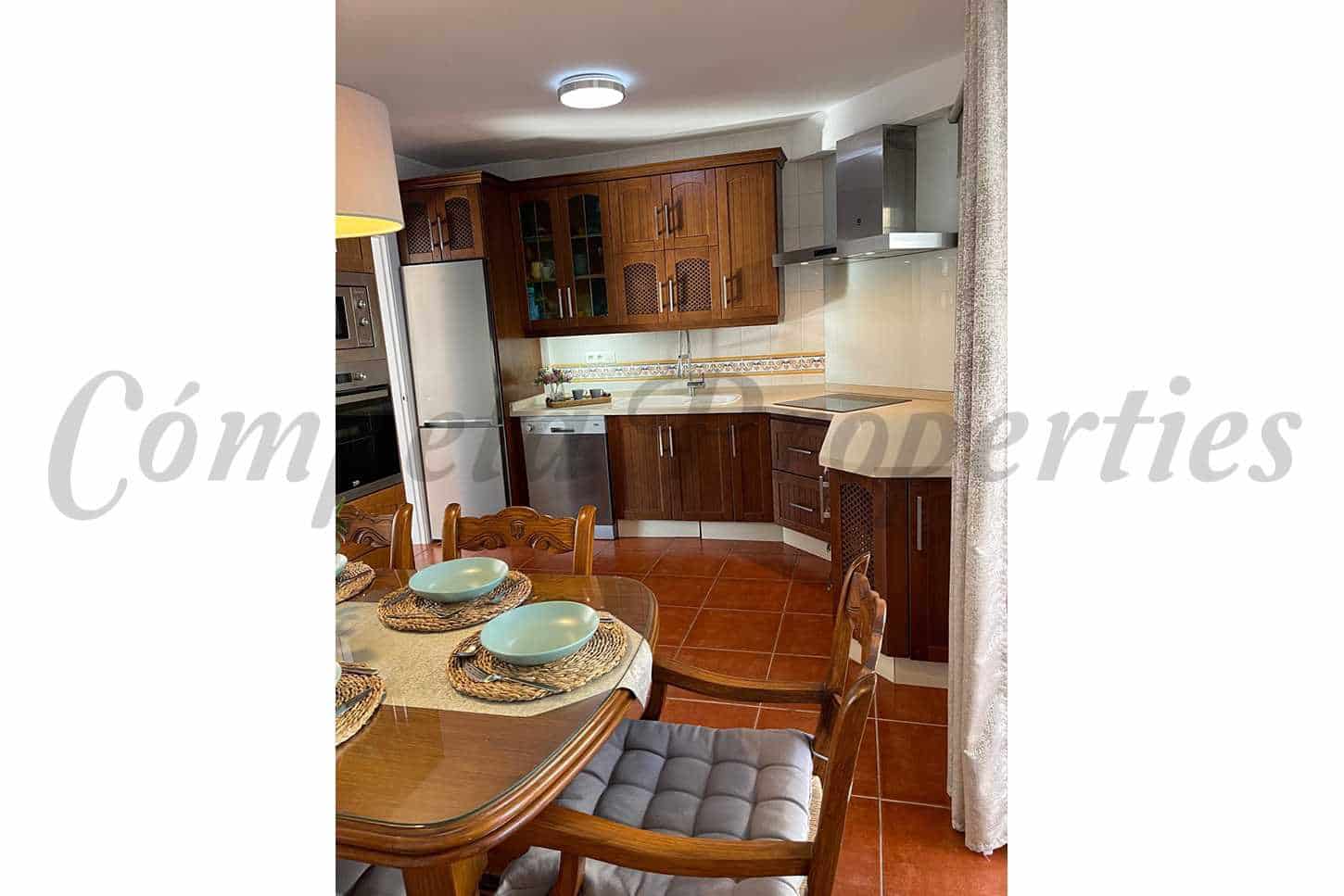 5 slaapkamer Huis te koop in Nerja met zwembad - € 750.000 (Ref: 8546070)