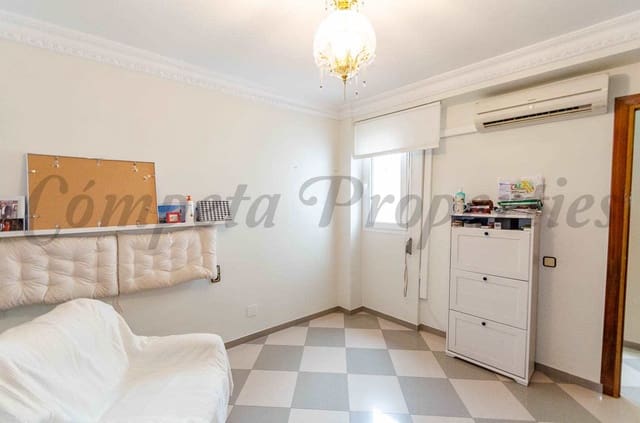 5 slaapkamer Huis te koop in Canillas de Albaida - € 169.000 (Ref: 8547910)