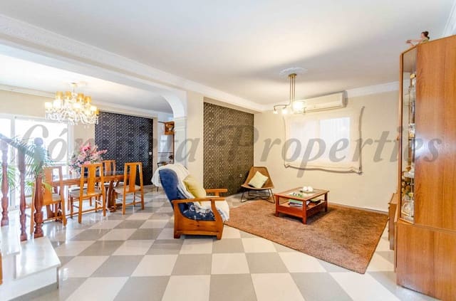 5 slaapkamer Huis te koop in Canillas de Albaida - € 169.000 (Ref: 8547910)