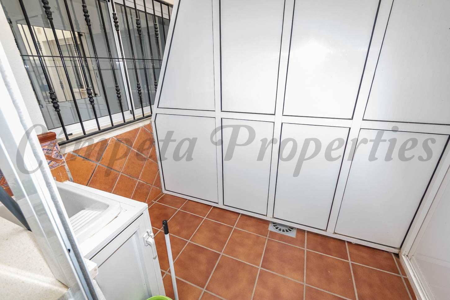 3 sypialnia Apartament do wynajęcia w Torrox-Costa z basenem - 850 € (Ref: 8549870)