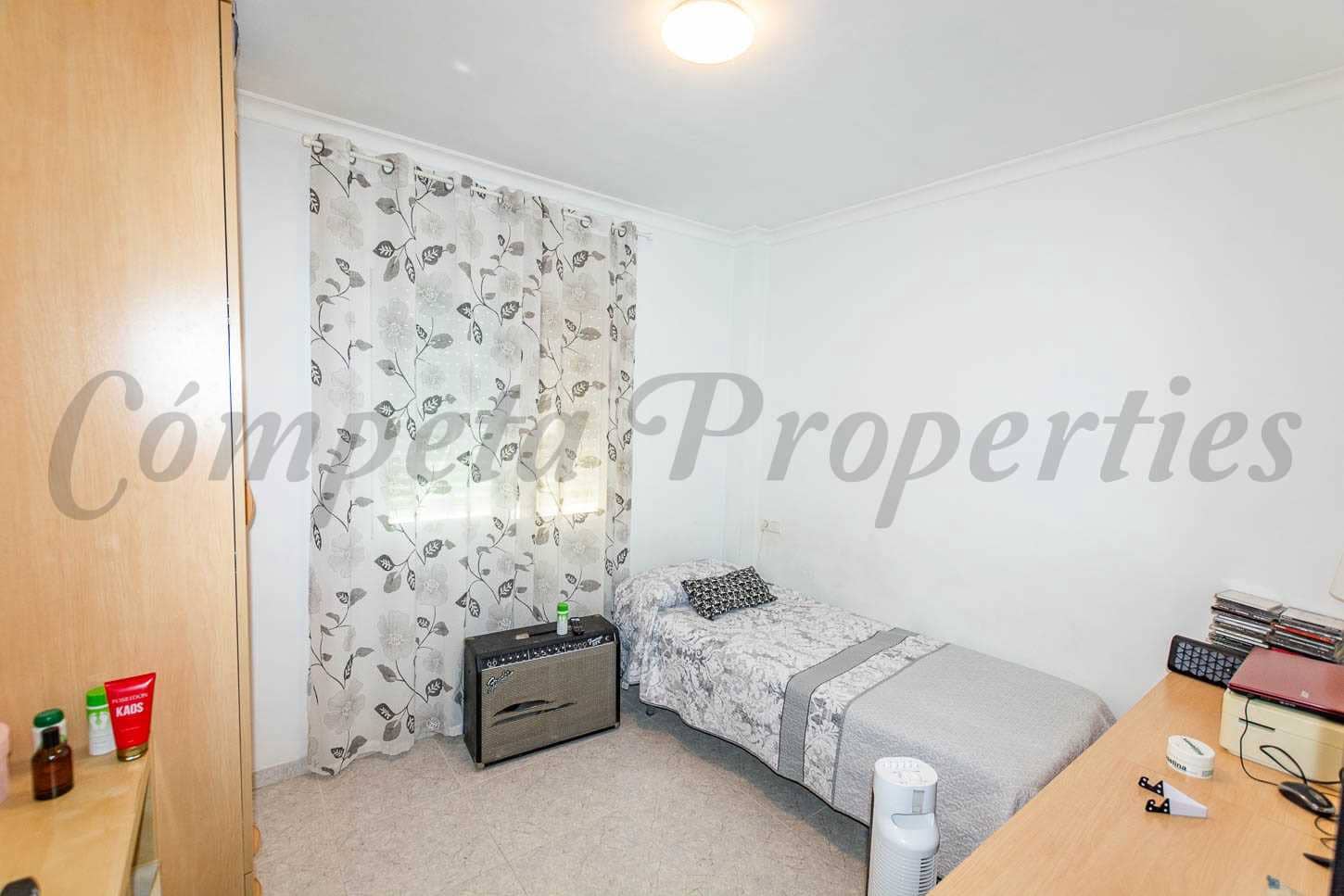 2 slaapkamer Appartement te koop in Torrox-Costa met zwembad - € 245.000 (Ref: 8560169)