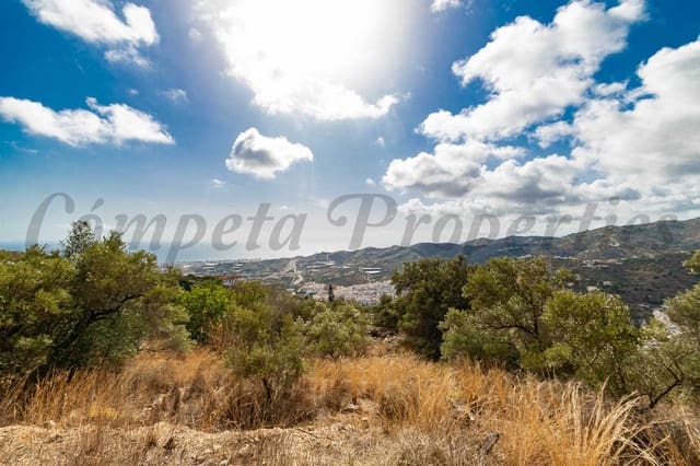 Ubebygd land til salgs i Torrox - € 62 500 (Ref: 8571260)