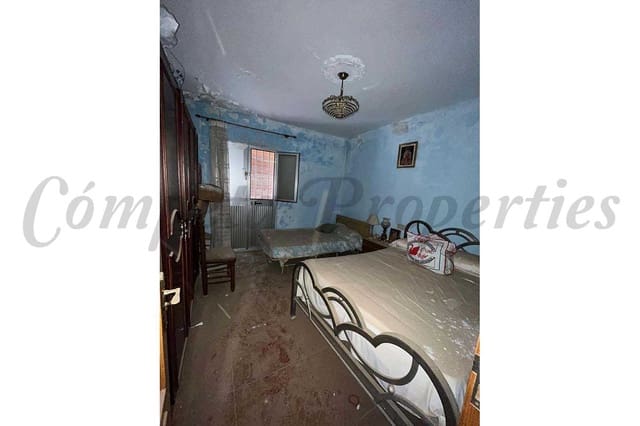 5 sypialnia Dom na sprzedaż w Arenas - 95 000 € (Ref: 8583518)