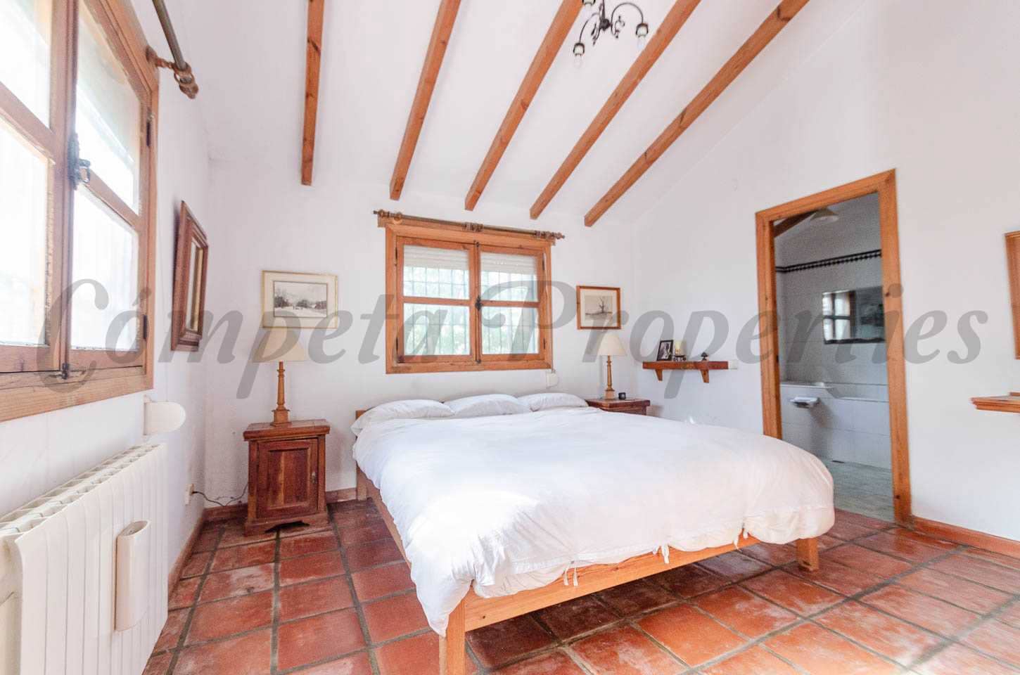 3 soveværelse Villa til salg i Sedella med swimmingpool - € 398.000 (Ref: 8589449)