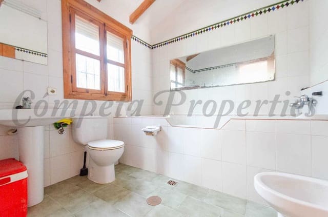 3 soverom Villa til salgs i Sedella med svømmebasseng - € 398 000 (Ref: 8589449)