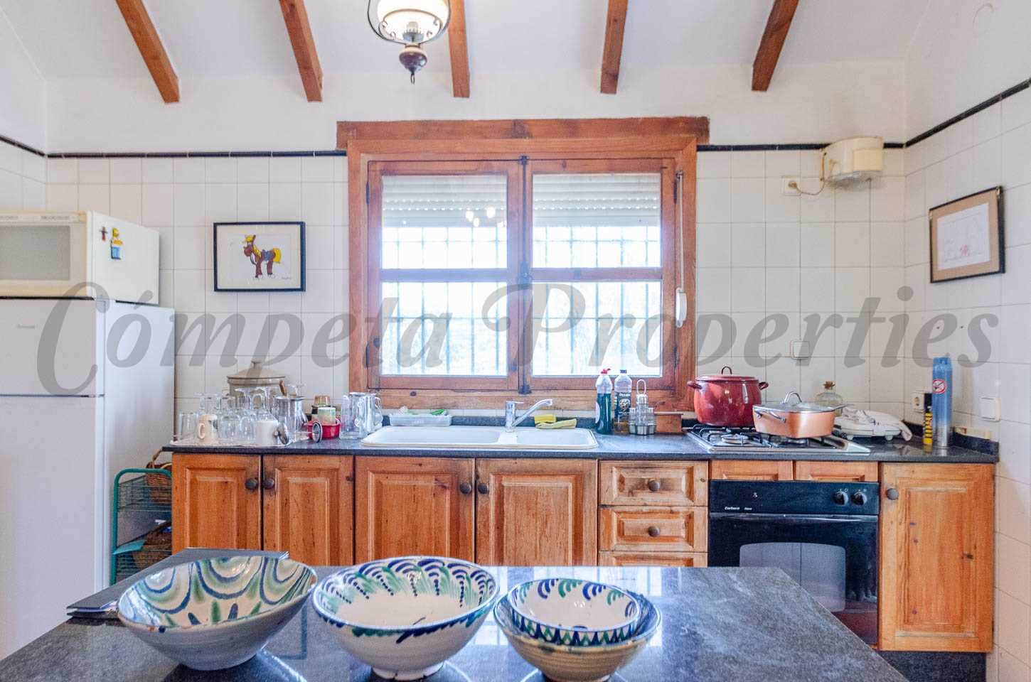 3 soveværelse Villa til salg i Sedella med swimmingpool - € 398.000 (Ref: 8589449)