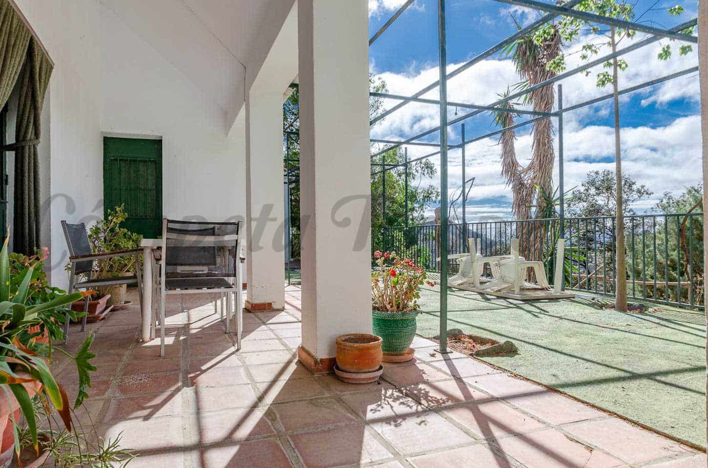 3 soveværelse Villa til salg i Sedella med swimmingpool - € 398.000 (Ref: 8589449)