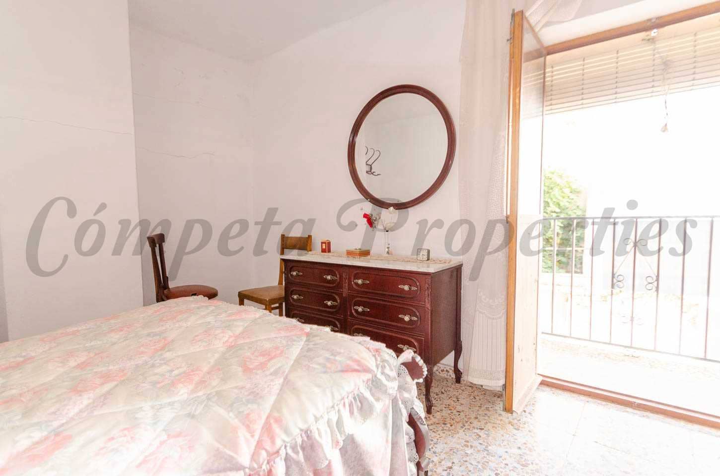 3 slaapkamer Huis te koop in Sedella - € 73.000 (Ref: 8604071)