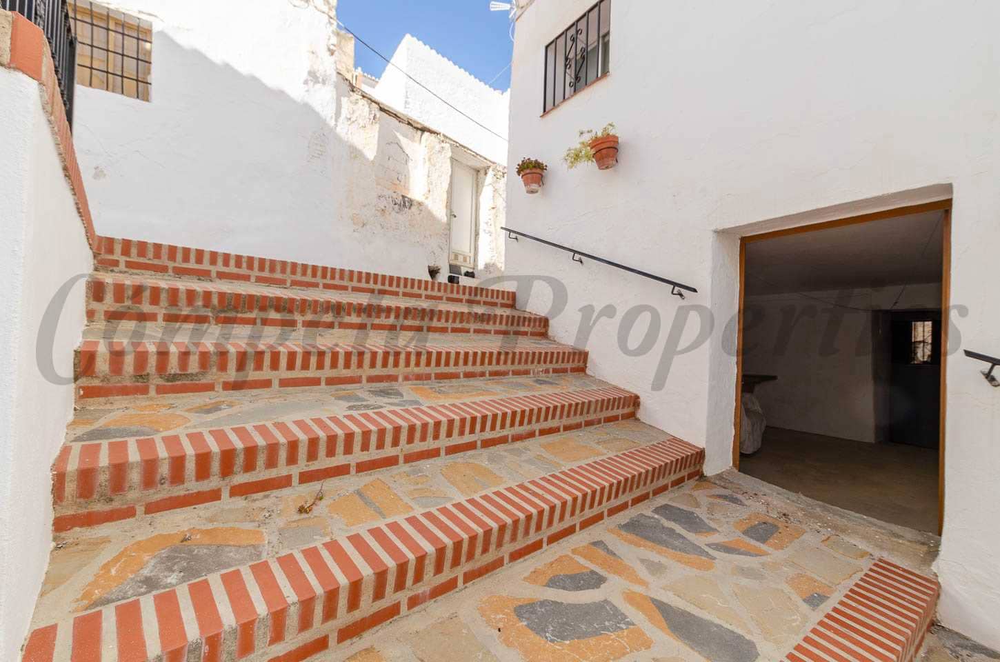 3 slaapkamer Huis te koop in Sedella - € 73.000 (Ref: 8604071)