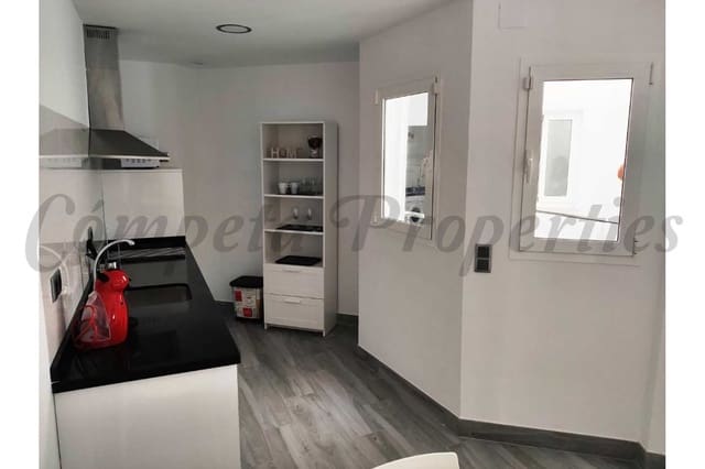 Appartement de 1 chambre à louer à Nerja avec piscine - 1 250 € (Ref: 8625542)