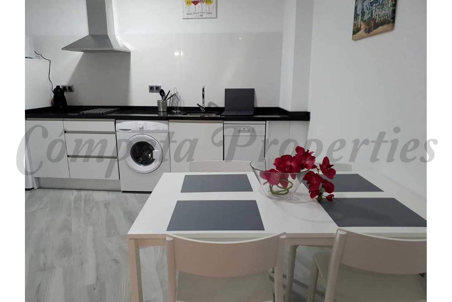 1 soverom Leilighet til leie i Nerja med svømmebasseng - € 1 400 (Ref: 8625553)