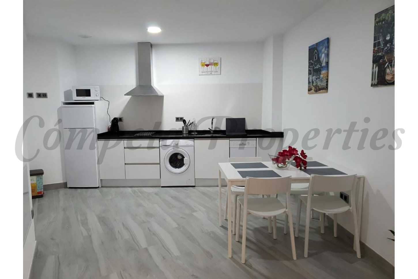 1 soverom Leilighet til leie i Nerja med svømmebasseng - € 1 400 (Ref: 8625553)