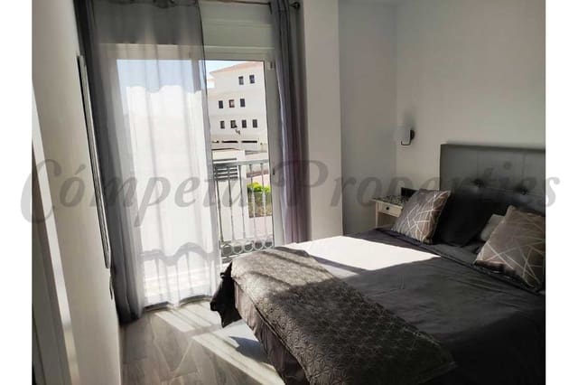 1 slaapkamer Appartement te huur in Nerja met zwembad - € 1.400 (Ref: 8625553)