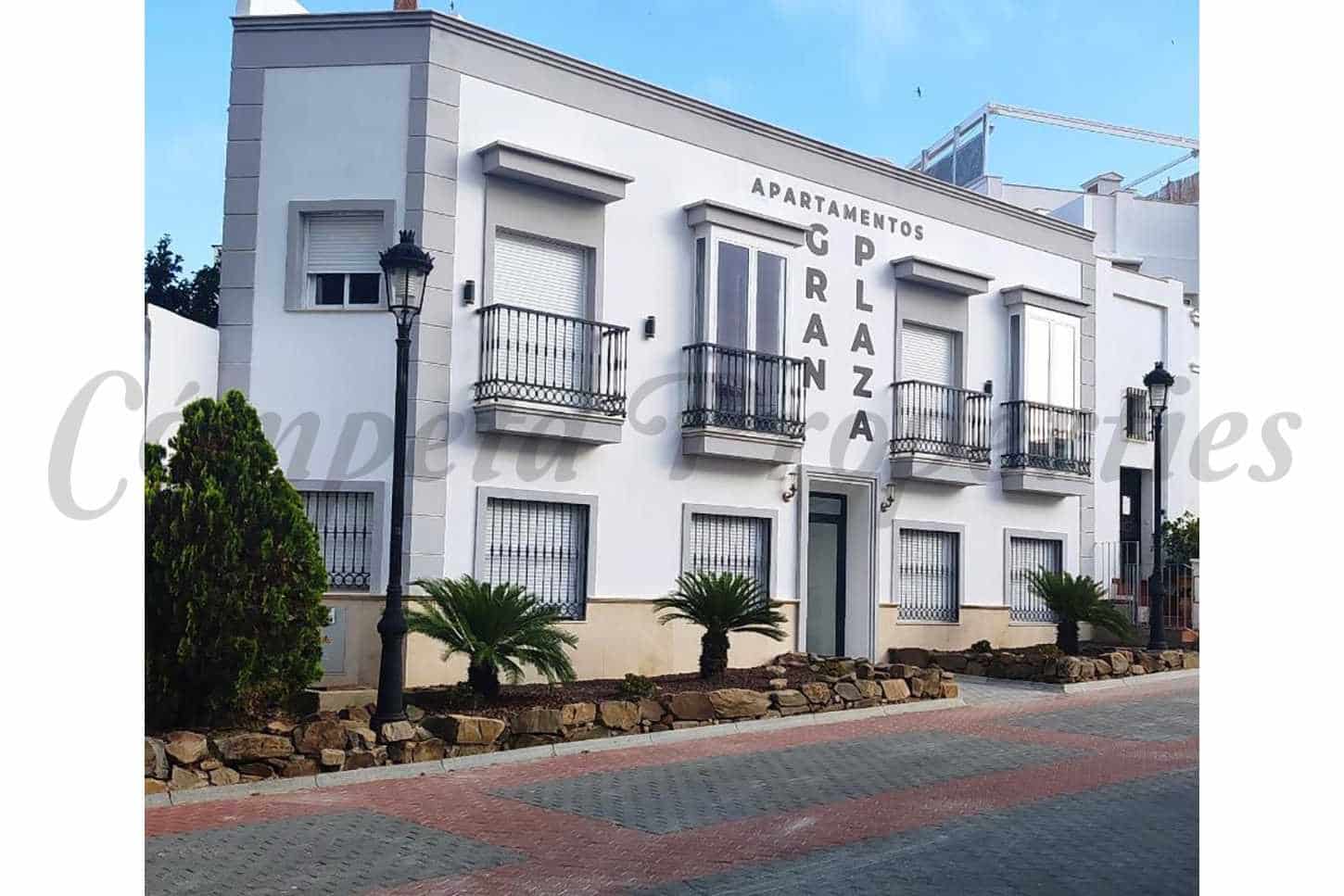 1 soverom Leilighet til leie i Nerja med svømmebasseng - € 1 400 (Ref: 8625553)