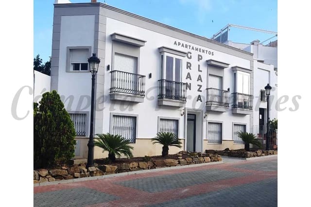 1 slaapkamer Appartement te huur in Nerja met zwembad - € 1.400 (Ref: 8625553)