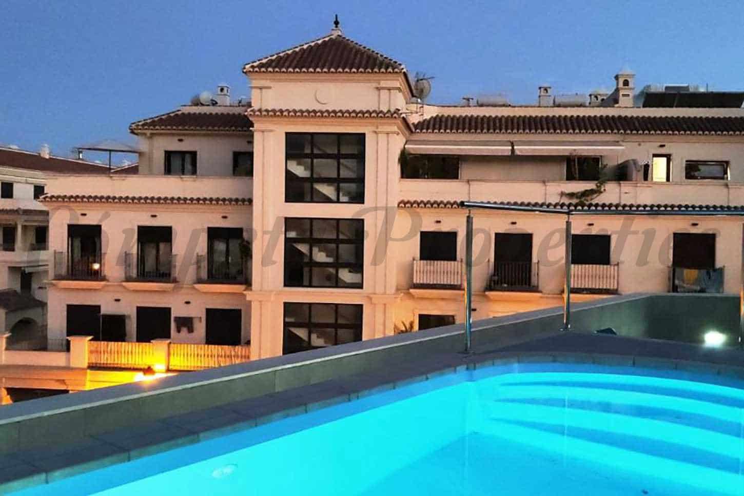 1 soverom Leilighet til leie i Nerja med svømmebasseng - € 1 400 (Ref: 8625553)