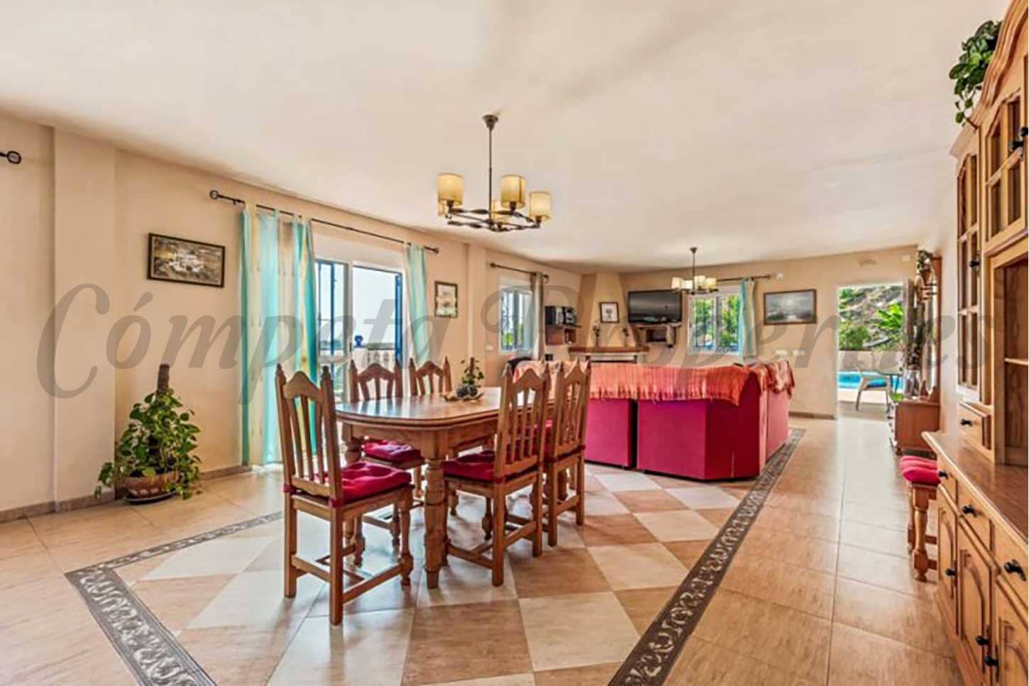 4 camera da letto Finca/Casa di Campagna da affittare in Nerja con piscina - 1.600 € (Rif: 8640358)