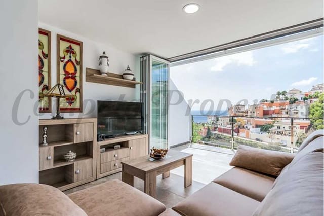 3 quarto Moradia para arrendar em Nerja com piscina - 1 875 € (Ref: 8640360)